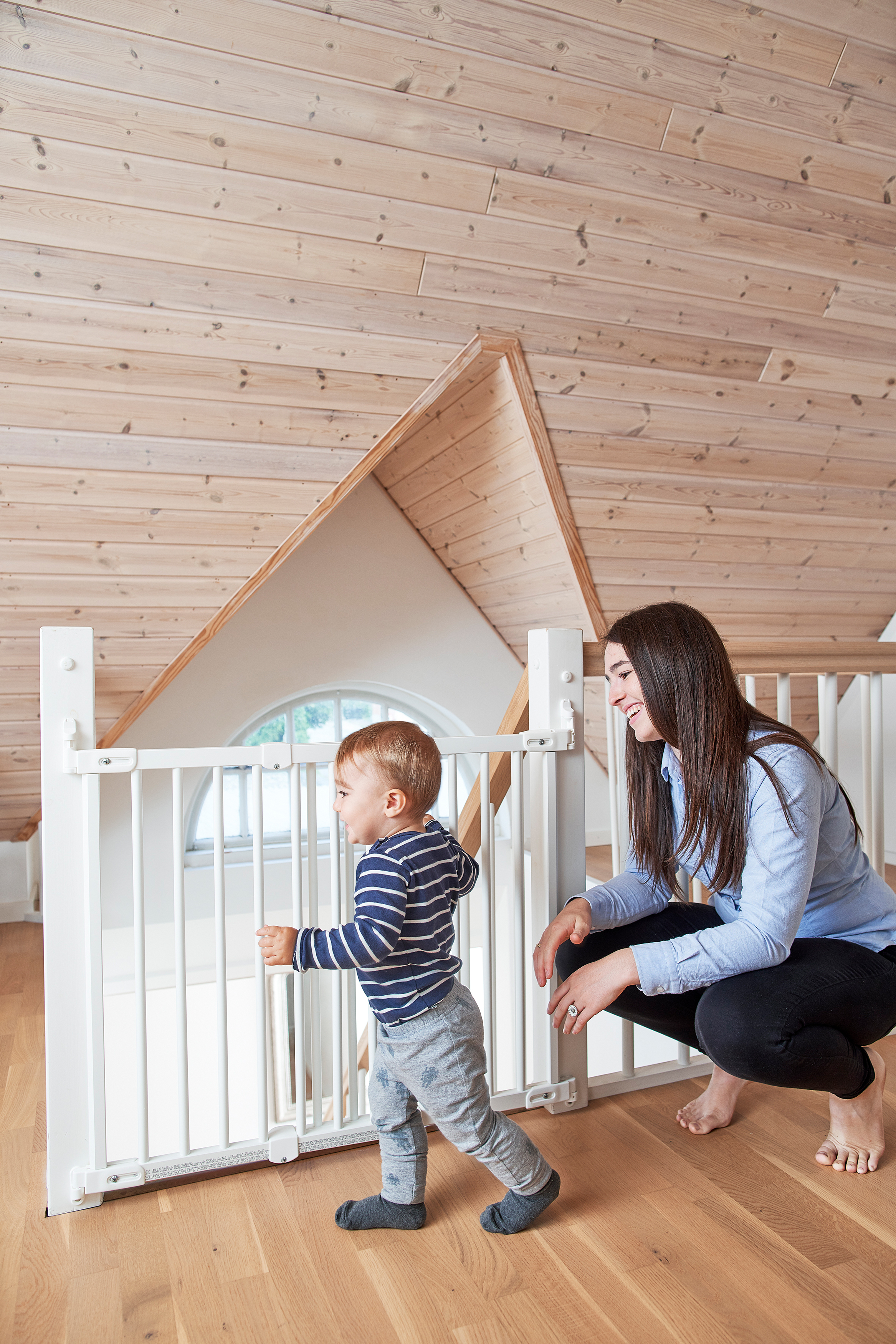 Babydan wooden super flexi 2024 fit baby safety gate