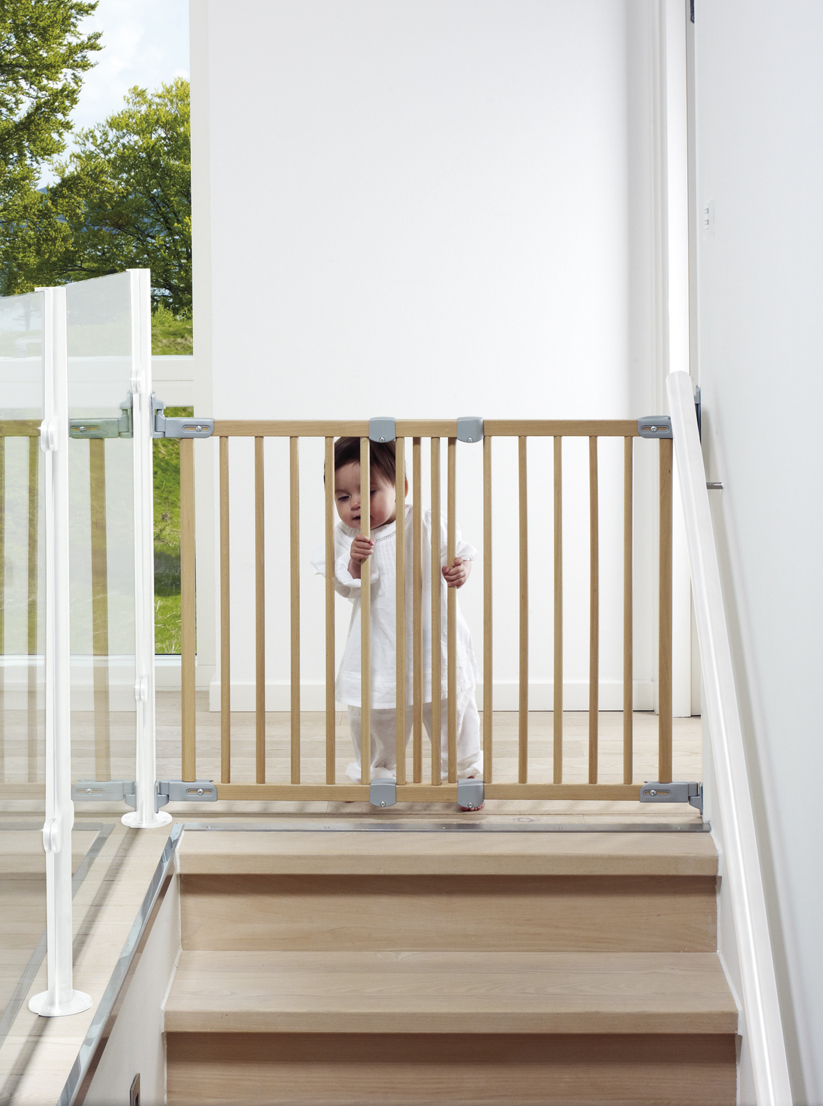 Babydan flexifit cheap wood gate