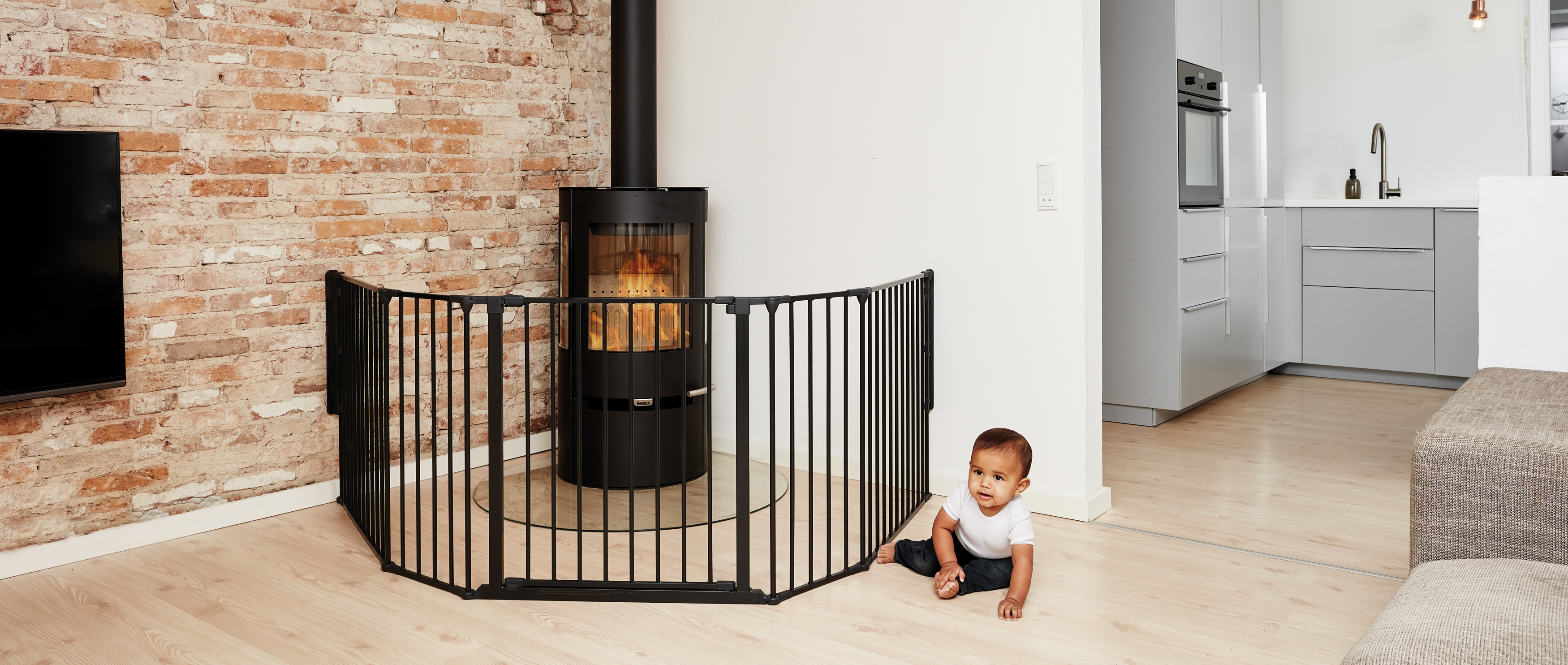 BabyDan Flex XL Hearth Safety Gate 35.4 inch - 109.5 inch, Black