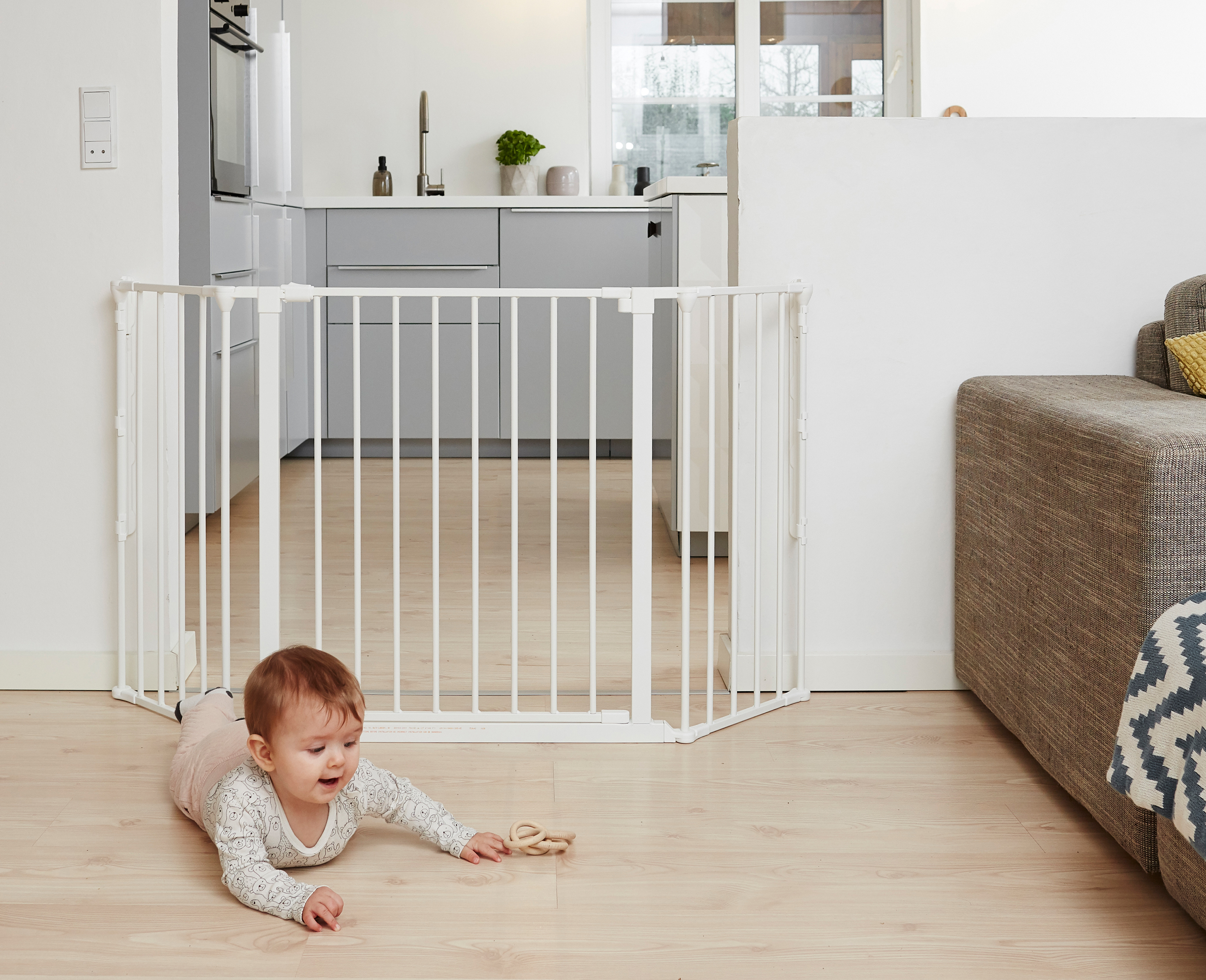 duurzame grondstof Zorg Dictatuur BabyDan Flex M Safety Gate, 146 cm/57", White